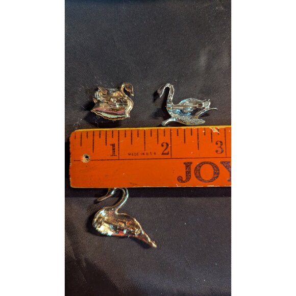 Vintage Swan-Themed Brooch Lot Rhinestones & Enamel Elegant Collectible Pins - Picture 6 of 11